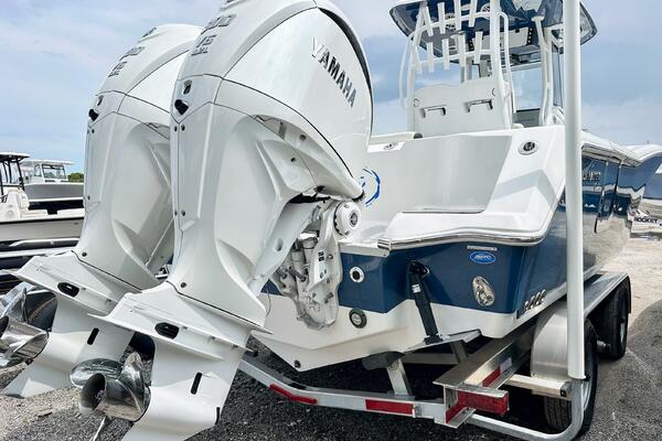 292 CC Adventure 29ft Tidewater Yacht For Sale