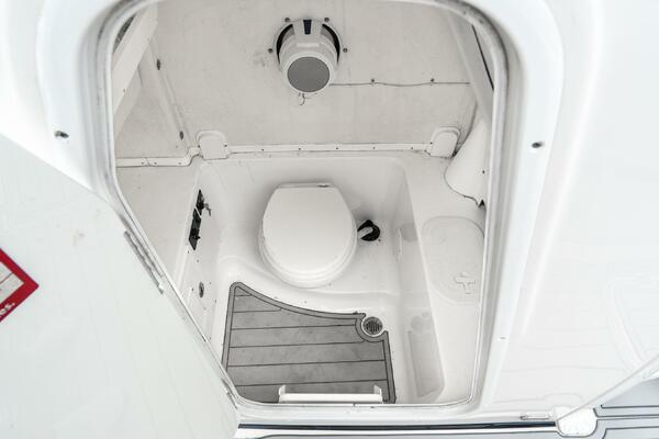 292 CC Adventure 29ft Tidewater Yacht For Sale