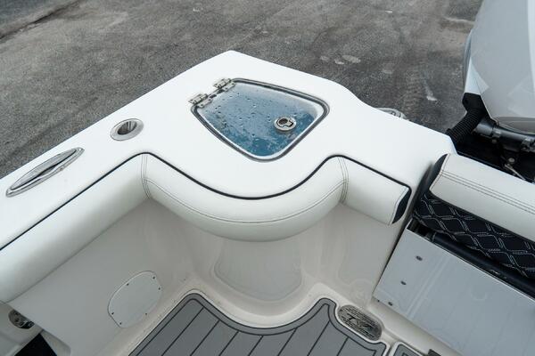 292 CC Adventure 29ft Tidewater Yacht For Sale