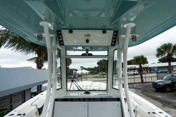 292 CC Adventure 29ft Tidewater Yacht For Sale