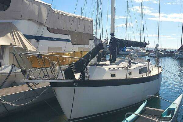 37-ft-Irwin-1978-Cutter-KAIZEN-Honolulu Hawaii United States yacht for sale
