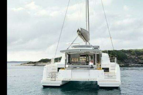 Bali 4.4 Yacht For Sale