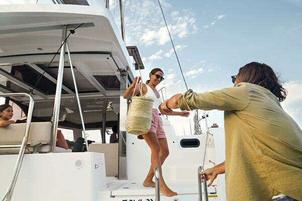 Bali Catspace Yacht For Sale