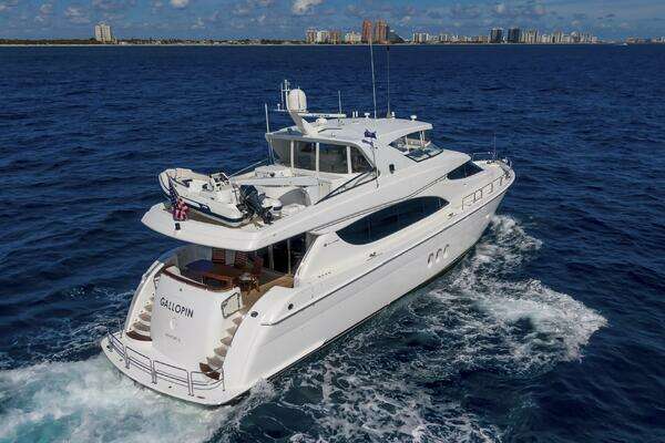 2007 Hatteras 80