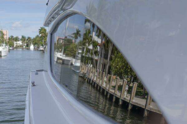 Hatteras 80 Yacht For Sale