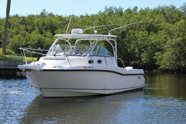 32-ft-Boston Whaler-2006-305 Conquest- Fort Pierce Florida United States  yacht for sale