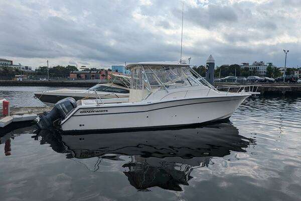 Photo of the 2004 Grady-White Express 330 "ZIG ZAG"