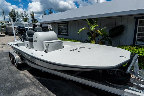 S22 22ft SCB Yacht For Sale