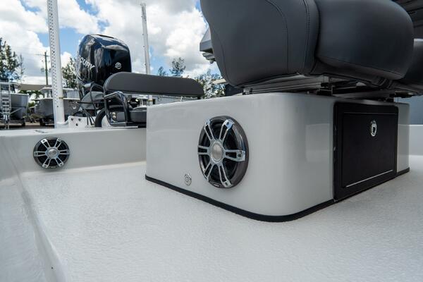 S22 22ft SCB Yacht For Sale