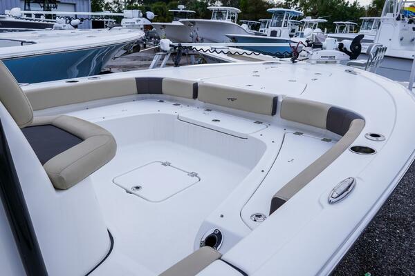 2300 Carolina Bay 23ft Tidewater Yacht For Sale