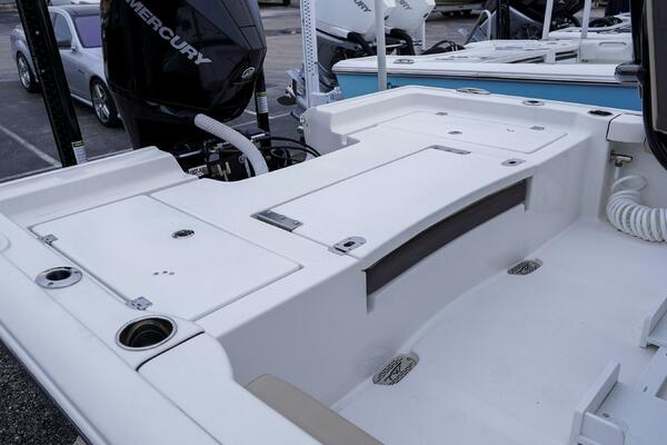 2300 Carolina Bay 23ft Tidewater Yacht For Sale