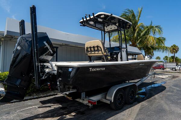 2300 Carolina Bay 23ft Tidewater Yacht For Sale