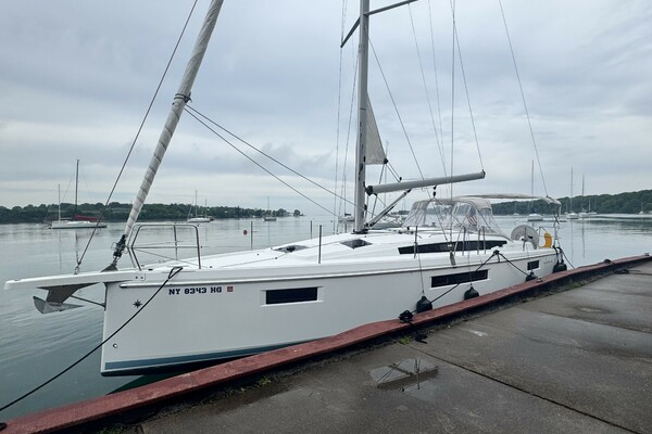 41ft Jeanneau Yacht For Sale