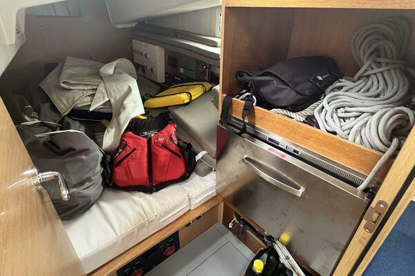 41ft Jeanneau Yacht For Sale