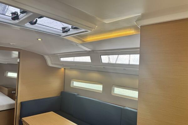 41ft Jeanneau Yacht For Sale