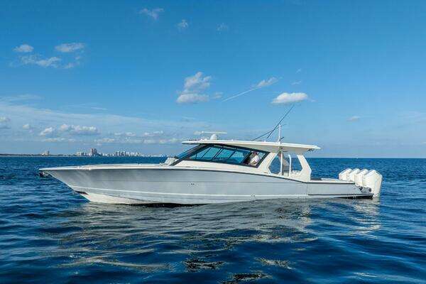 Scout 530 LXF Yacht For Sale
