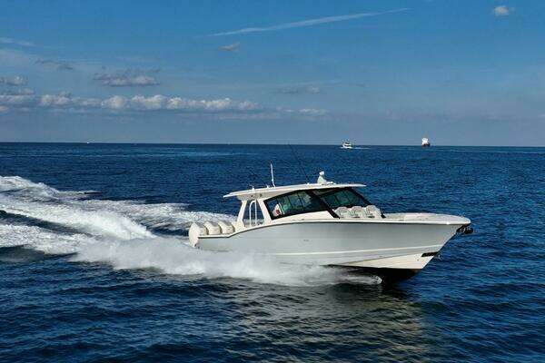 Scout 530 LXF Yacht For Sale
