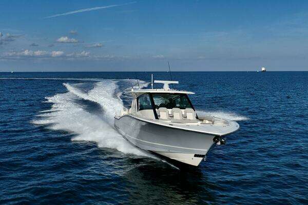 Scout 530 LXF Yacht For Sale