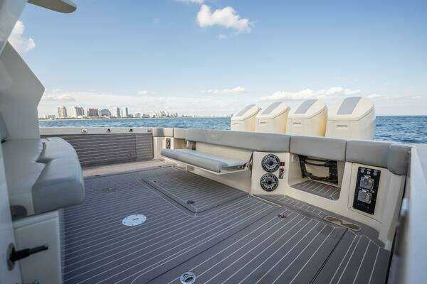 Scout 530 LXF Yacht For Sale