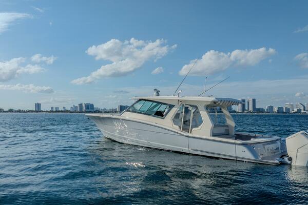 Dealership II 53ft Scout Yacht For Sale