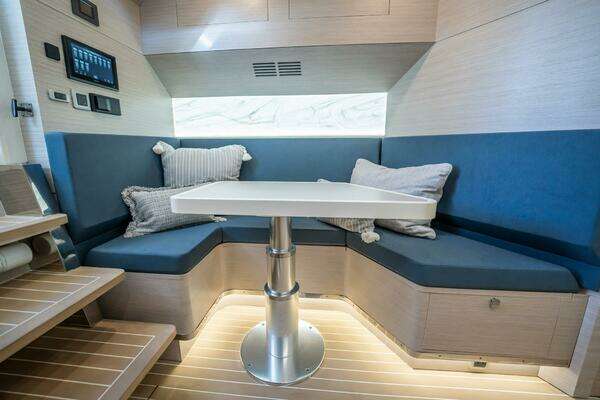 Scout 530 LXF Yacht For Sale