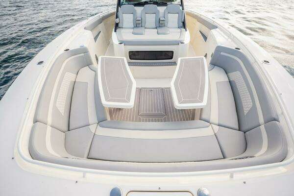 Scout 530 LXF Yacht For Sale