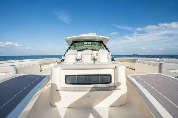 Scout 530 LXF Yacht For Sale
