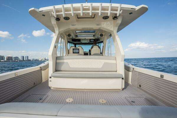 Scout 530 LXF Yacht For Sale