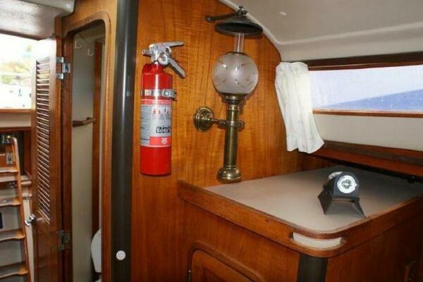 Sophia 35ft C amp C Yacht For Sale