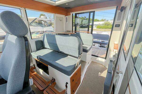 Nimbus C-11 Yacht For Sale