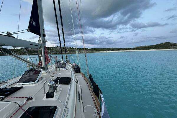 Island Packet 420 Yacht For Sale