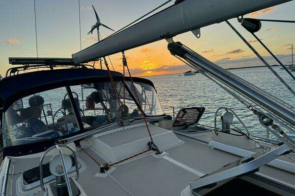 Island Packet 420 Yacht For Sale