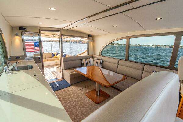 Palm Beach Motor Yachts PB50 Yacht For Sale