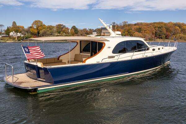 Palm Beach Motor Yachts PB50 Yacht For Sale