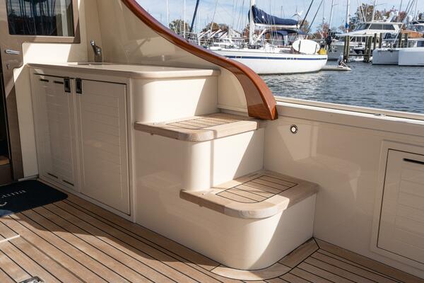 Bella Luna 50ft Palm Beach Motor Yachts Yacht For Sale