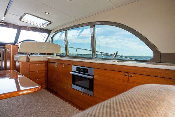 Palm Beach Motor Yachts PB50 Yacht For Sale
