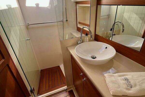 Palm Beach Motor Yachts PB50 Yacht For Sale