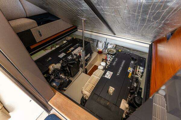 Palm Beach Motor Yachts PB50 Yacht For Sale