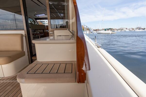Bella Luna 50ft Palm Beach Motor Yachts Yacht For Sale