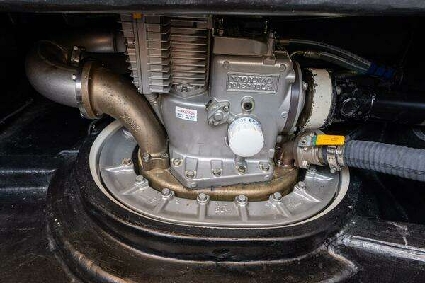 Palm Beach Motor Yachts PB50 Yacht For Sale