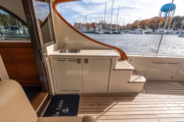 Bella Luna 50ft Palm Beach Motor Yachts Yacht For Sale