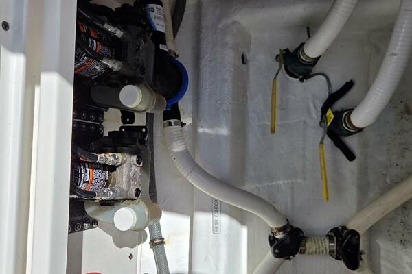 Hit N Run 35ft Invincible Yacht For Sale