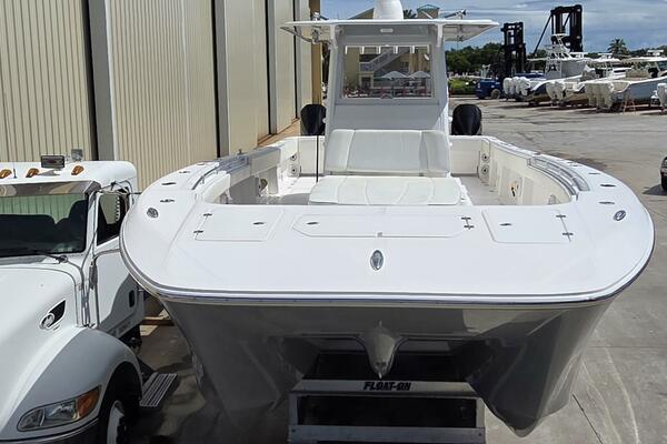 Hit N Run 35ft Invincible Yacht For Sale