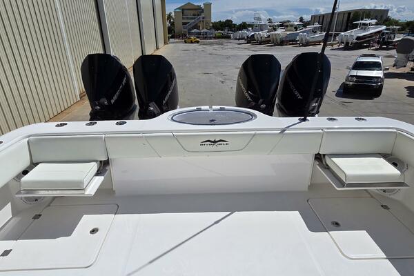 Hit N Run 35ft Invincible Yacht For Sale