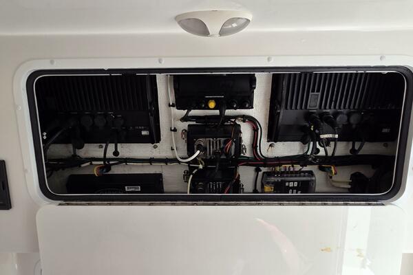 Hit N Run 35ft Invincible Yacht For Sale