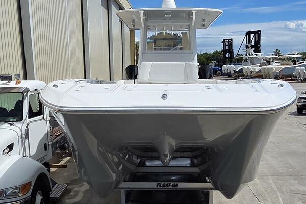 Hit N Run 35ft Invincible Yacht For Sale