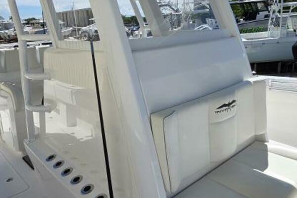 Hit N Run 35ft Invincible Yacht For Sale