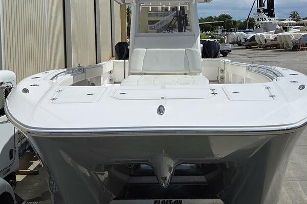 Hit N Run 35ft Invincible Yacht For Sale