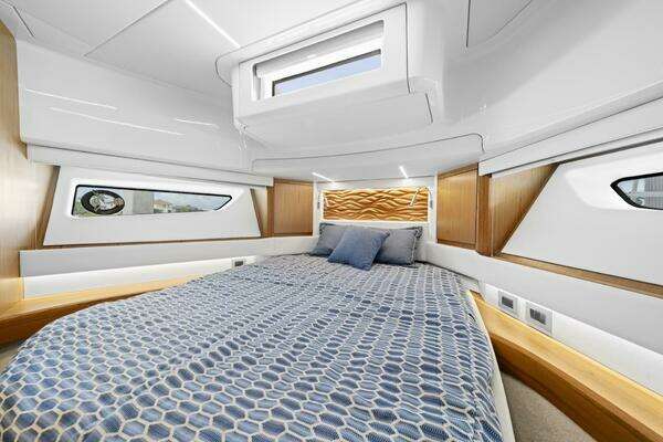 Tiara Yachts EX 60 Yacht For Sale