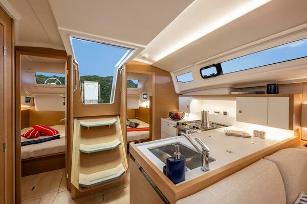 41ft Jeanneau Yacht For Sale